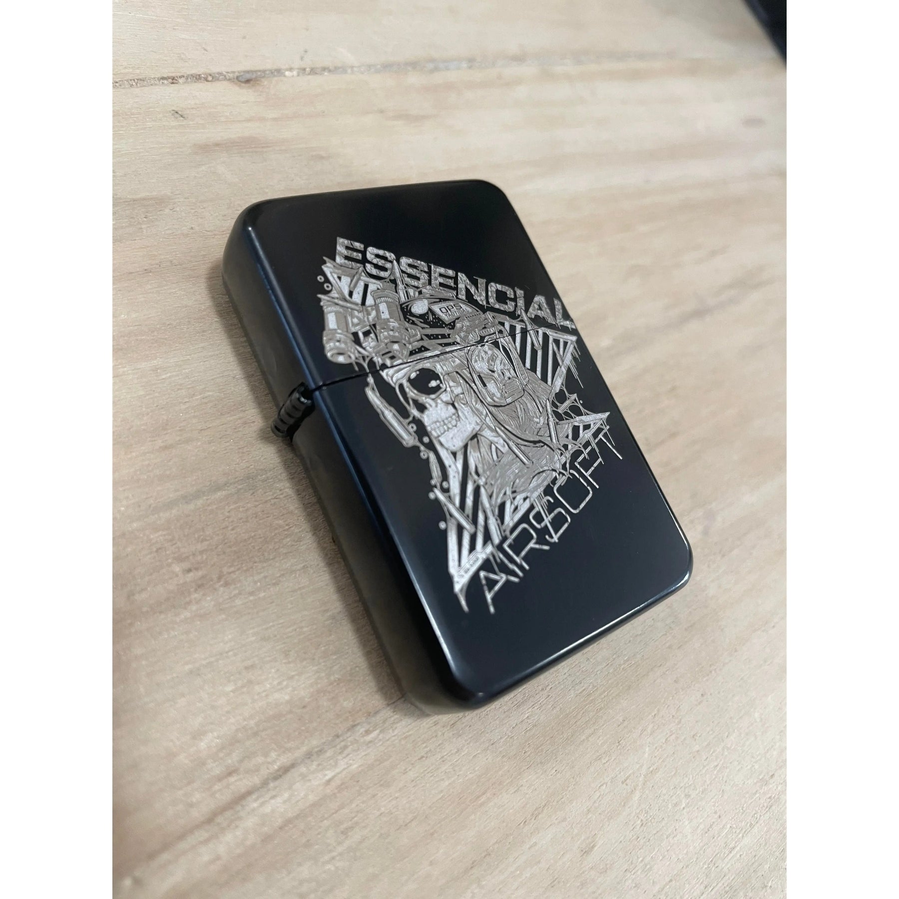 Briquet US noir Essencial Airsoft pour allumer rapidement