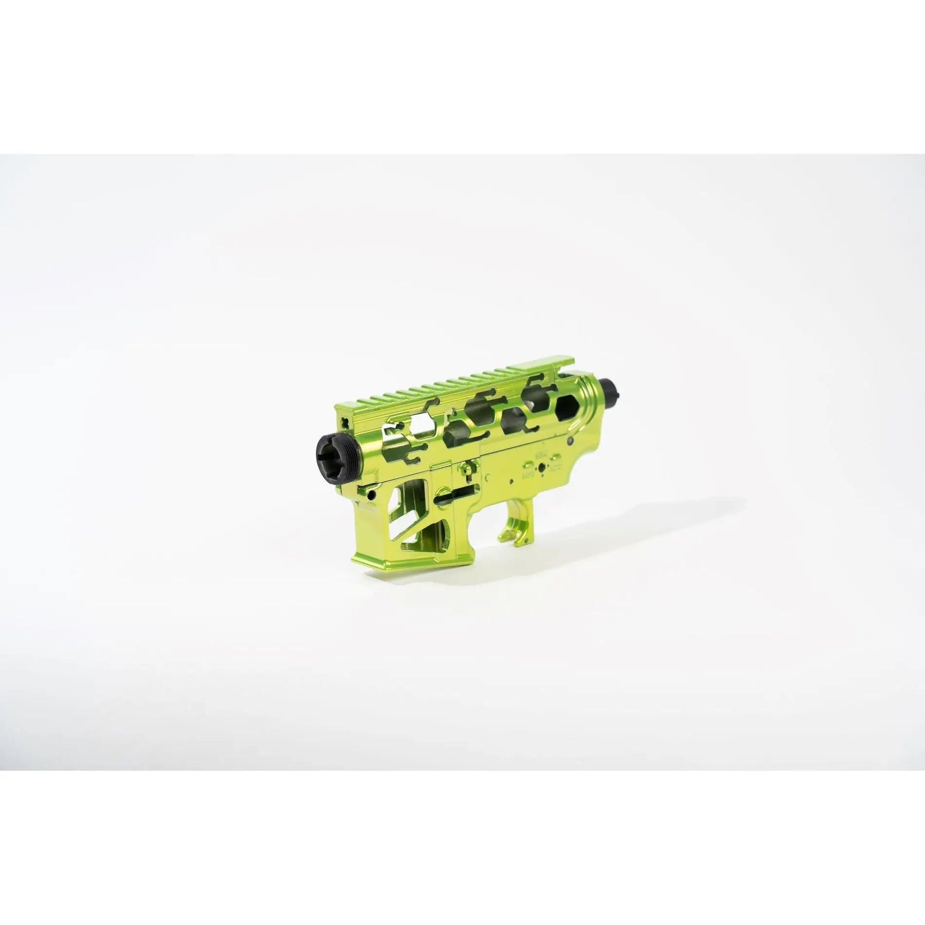 Corps de M4 en alu usiné CNC avec motifs uniques et peinture époxy en France pour Airsoft Skeleton Essencial