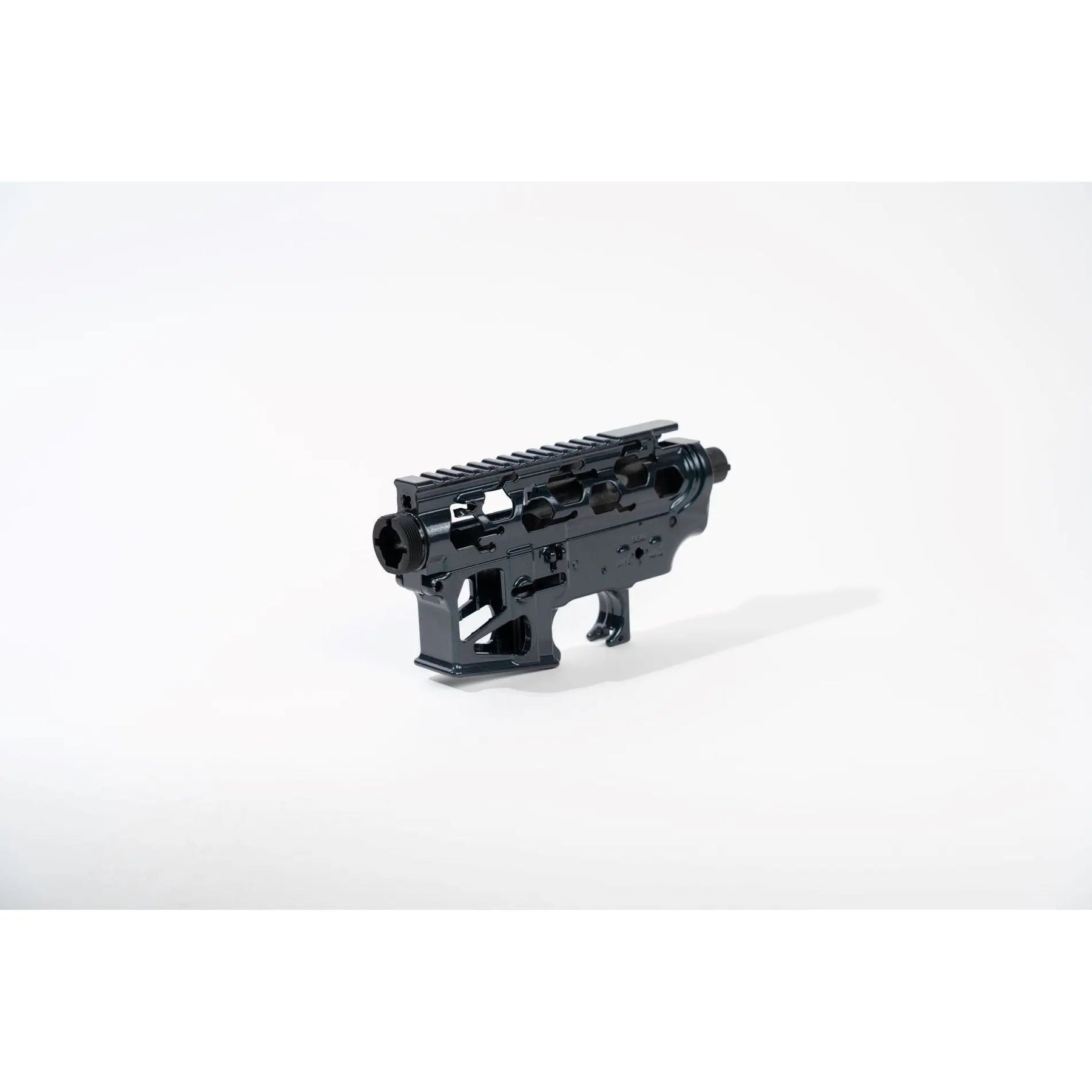 Corps Skeleton Essencial Airsoft M4 en aluminium usiné CNC avec peinture époxy unique et accessoires inclus