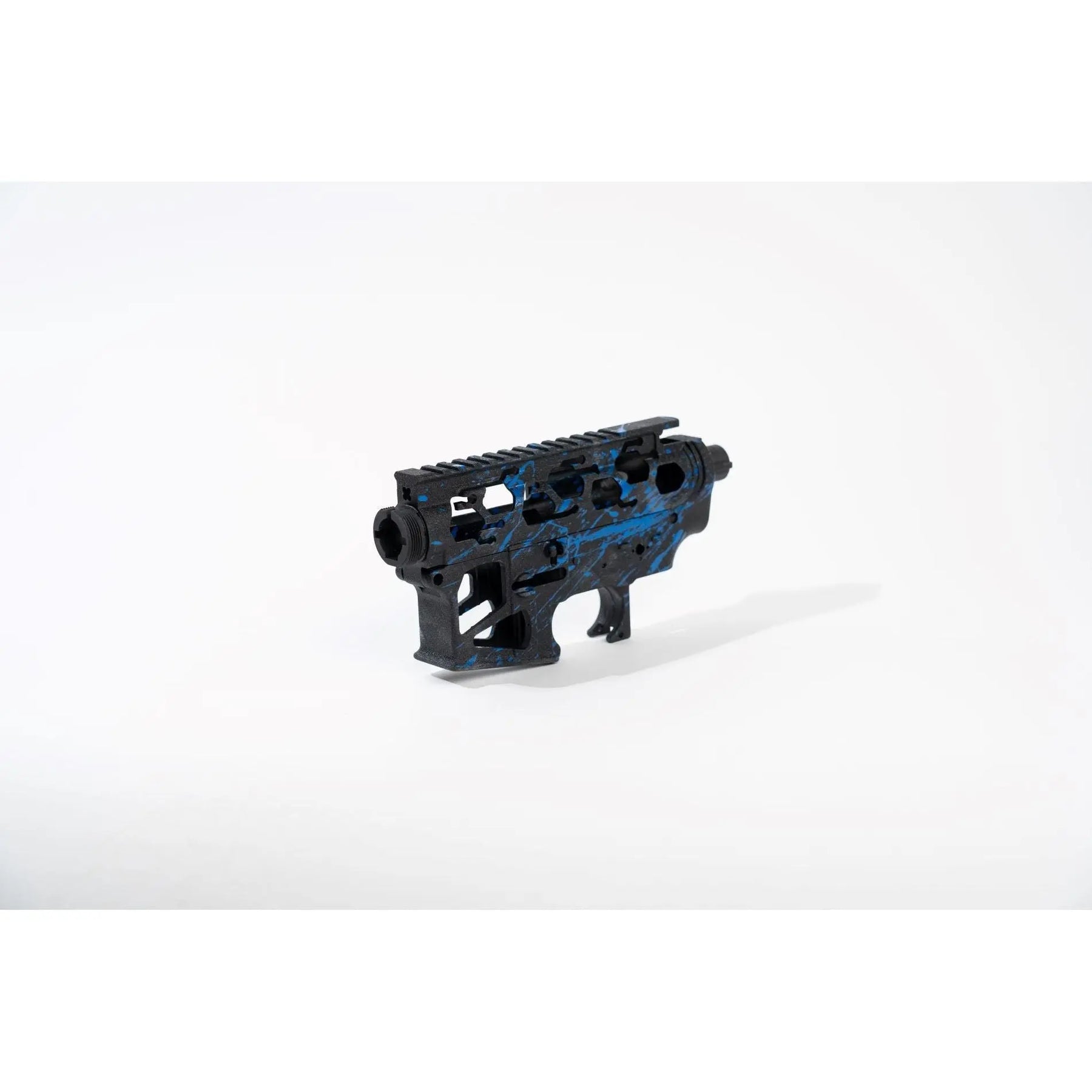Corps Skeleton Essencial Airsoft en aluminium avec motifs uniques, peinture époxy et choix de finitions diverses, fabriqué en France