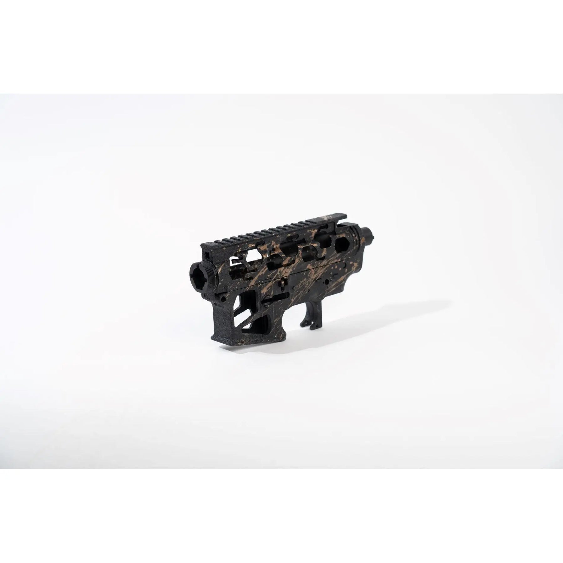 Corps Skeleton Essencial Airsoft M4 en alu, usiné en CNC avec motifs uniques et peinture époxy, livré avec top cover, axes, sélecteur de tir
