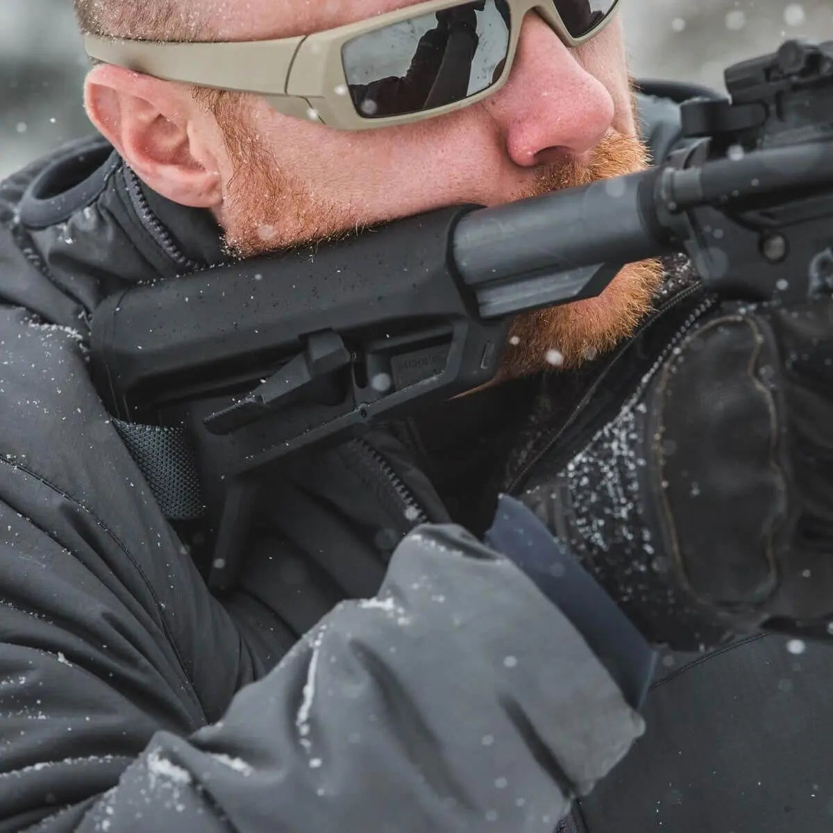 Crosse MOE SL-K Mil-Spec pour armes AR15 style PDW avec profil mince et talon en caoutchouc