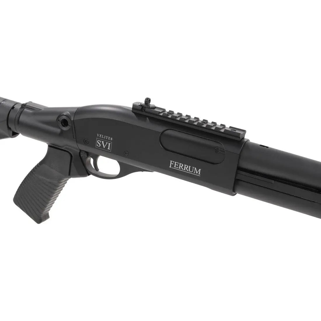 Un fusil à pompe Velites Ferrum S-VI noir de Secutor, avec une construction externe en métal, une portée optimale de 30 mètres et une capacité de cartouche de 30 bil