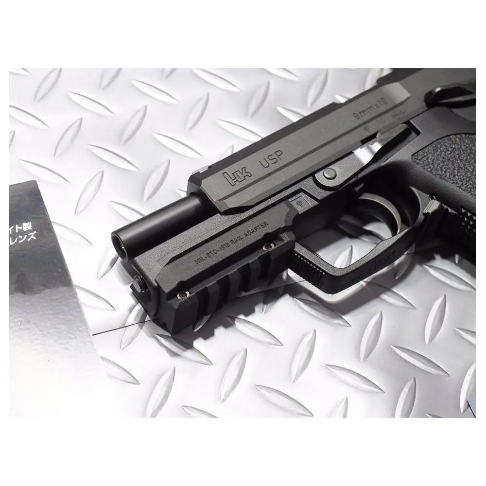 GBB USP Full Size Tokyo Marui Gaz, arme de propulsion gaz, en mode tir semi-automatique, énergie de 0.73 joules, vitesse de 280 FPS, longueur de 195mm