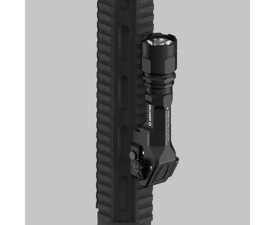 Lampe Tactique Armytek Parma C2 Pro 1500lm
