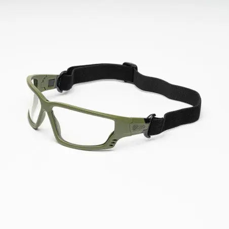 Certifiées de sécurité, les Lunettes CONQUER ZYPHER Noires en polycarbonate avec conception ergonomique, traitement antibuée et ajustement polyvalent.