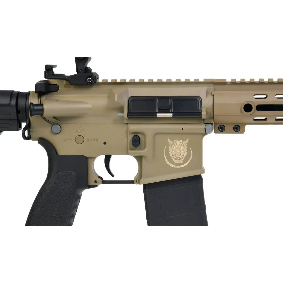 Tan M4 SAIGO Shinobi non blow back, avec hop up, fabriqué en polymère, pesant 2000 g, mesurant 750 mm de long, avec une FPS de 330 et un chargeur de