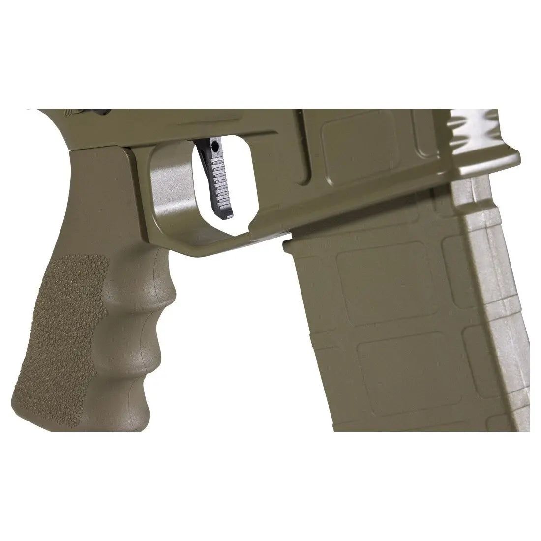 Réplique Secutor Astra XI Coyote AEG avec garde-main et tube de crosse bronze, grip M-LOK ajustable, accessoire textile pour garde mains et silencieux inclus, fonctionnalités ambid