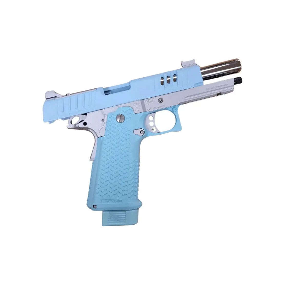 Replique d'airsoft G&G STP45 Pro 8 pouces CNC Version Macaron Blue avec des caractéristiques tactiques et ergonomiques, incluant un chargeur supplémentaire.
