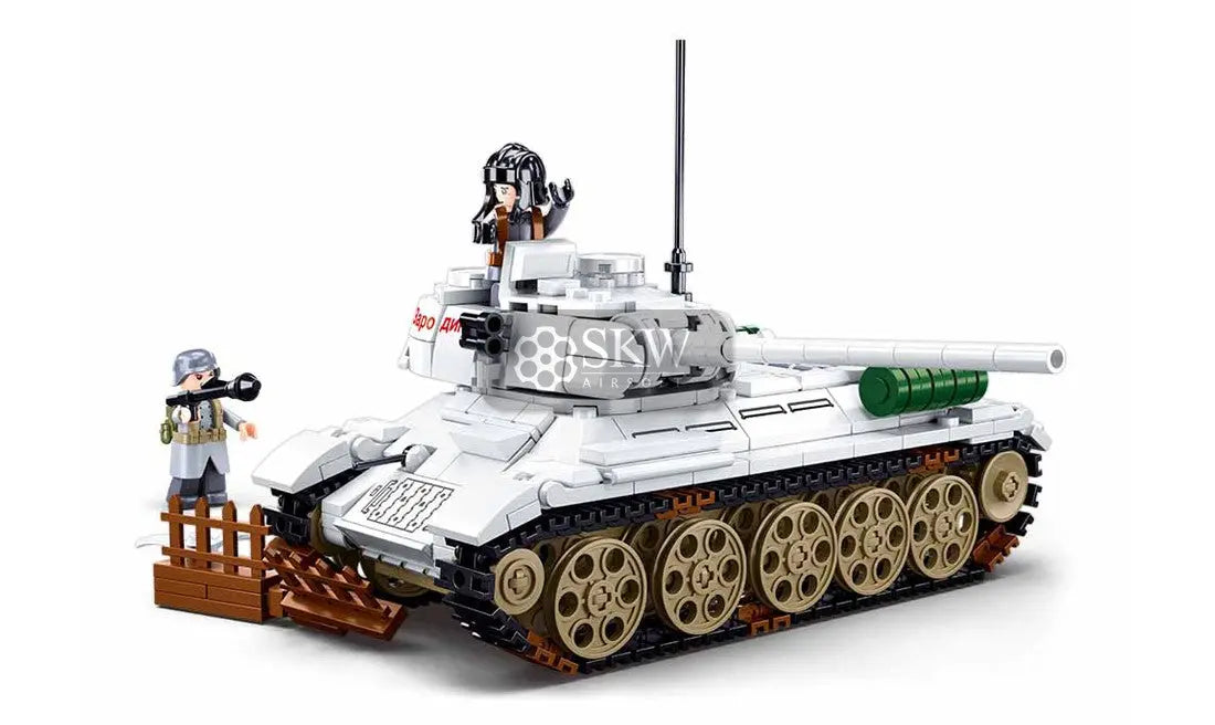 WWII CHAR D'ASSAUT T34/85 BATAILLE DE BUDAPEST