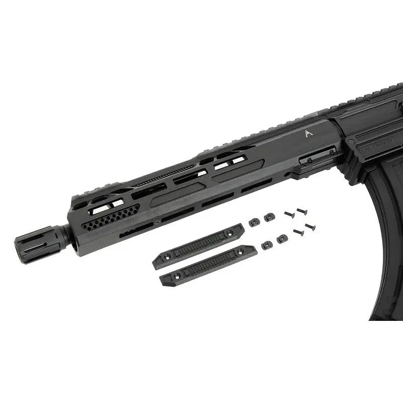 Réplique Double Eagle M4 UTR EK47 avec gearbox v2 et système de détente électronique Falcon, chargeur type AK, 400fps en 0.20