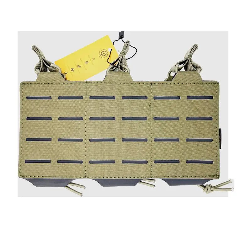 Triple 5.56 Mag Pouch RG de Conquer, idéale pour le rangement sécurisé de vos chargeurs