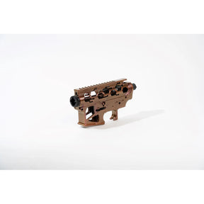 Corps Skeleton Essencial Airsoft M4 en aluminium avec motifs uniques, peinture époxy réalisée en France, incluant top cover, axes, sélecteur de tir