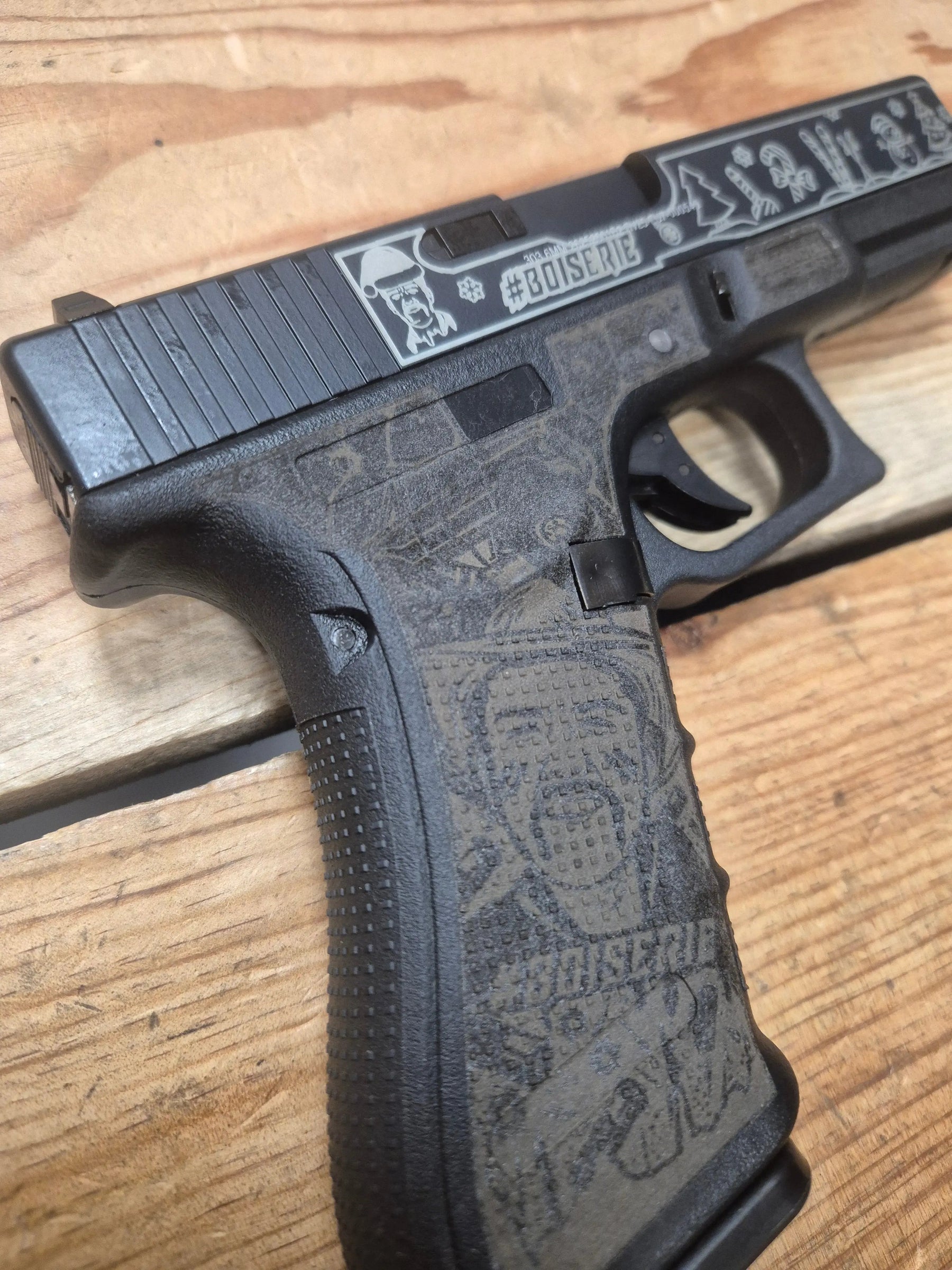 G17 Edition Limitée Noel Boiserie 2025
