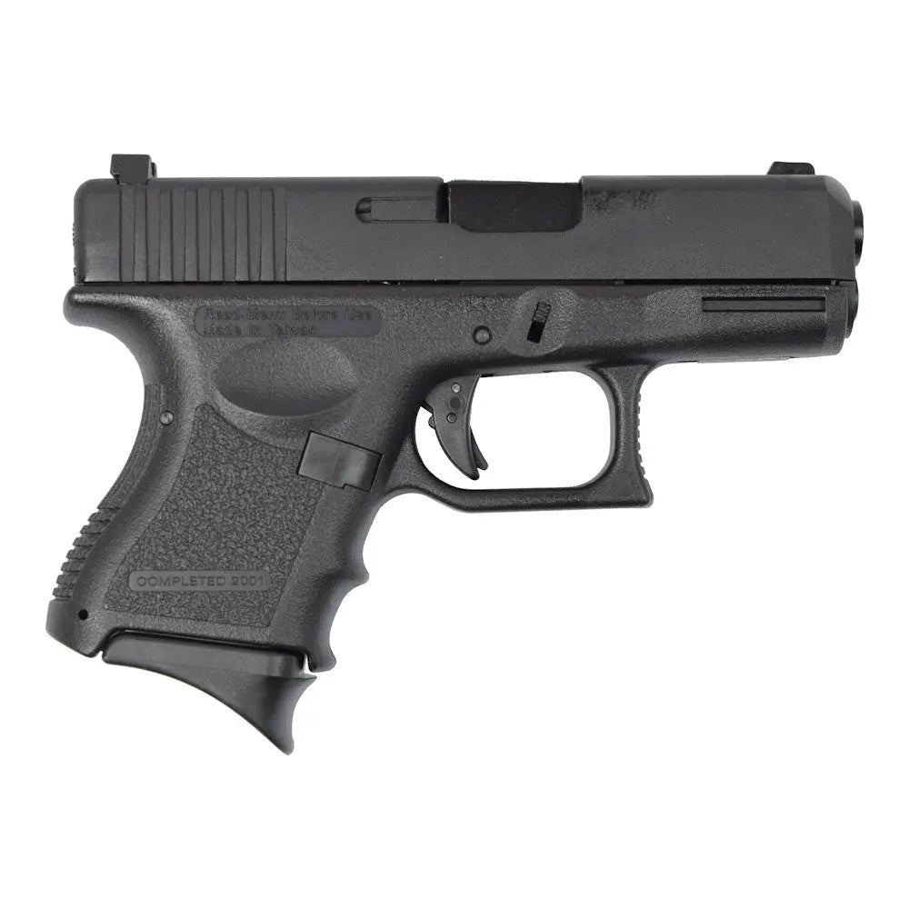 GBB Gaz HFC Type G26 pistol with metal slide, adjustable hop up, 14 rounds gas metal magazine, 550g weight in black color and with a hard carrying case