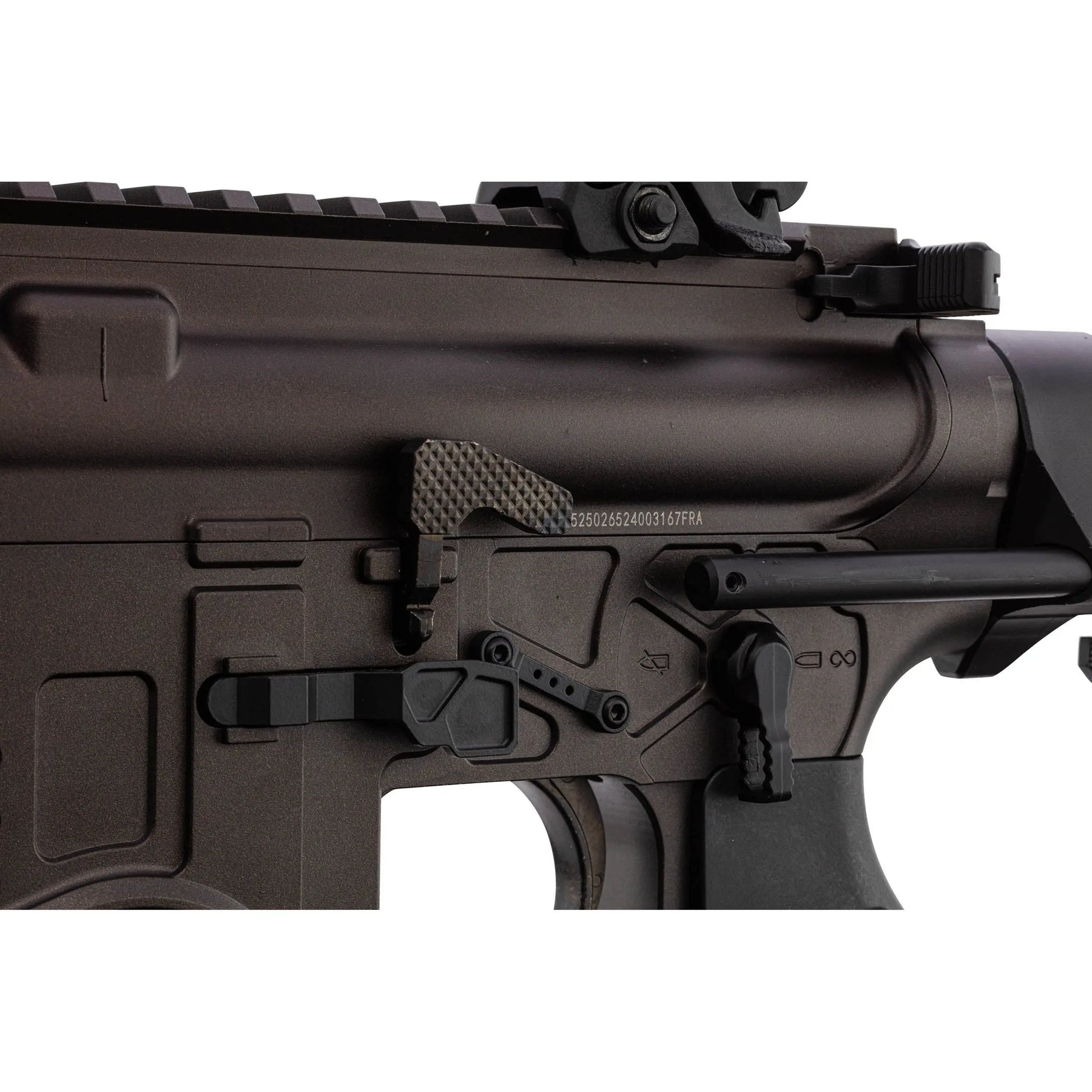 Réplique d'AR-15 PDW de Golden Eagle en bronze, full métal avec rail Picatinny et commandes ambidextres, idéale pour le jeu d'airsoft en bâtiment.