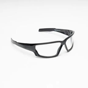 Lunettes de protection Conquer Zypher noires en polycarbonate avec certification EPI Catégorie 2, conception ergonomique, traitement antibuée et ajustement polyvalent
