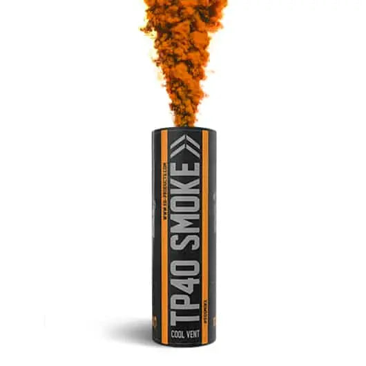 Alt tag pour Fumigène Simple Sortie TP40 utilisé dans le paintball et l'airsoft pour masquer les mouvements