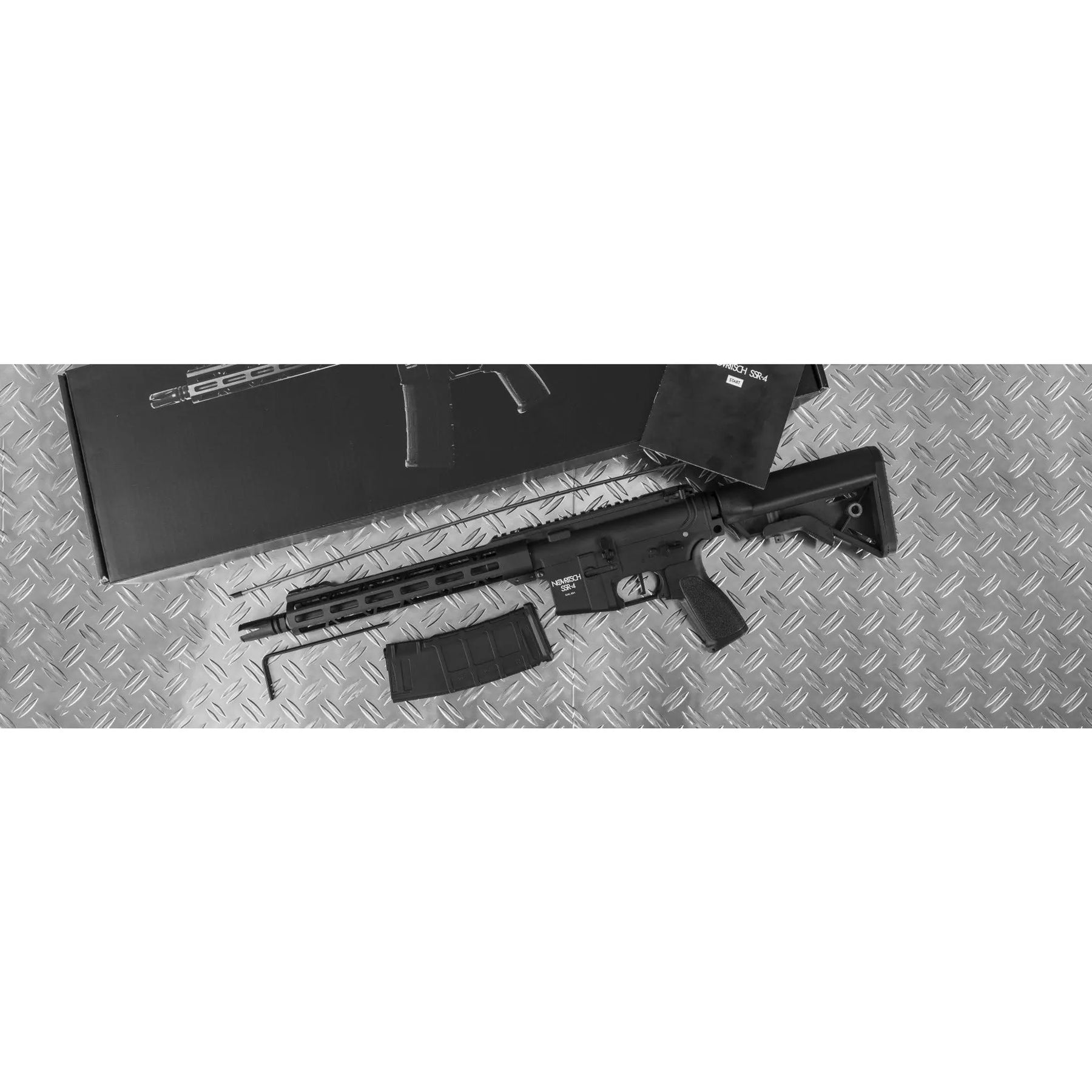 SSR4 M4 type Aeg par Novritsch avec détente électronique programmable, engrenages CNC à grande vitesse, corps réaliste ou en polymère renforcé, précision grâce à un canon de préc